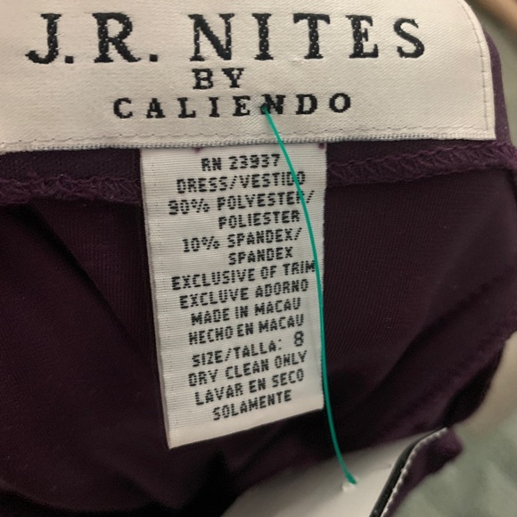 Dress - Picture 4 of 4